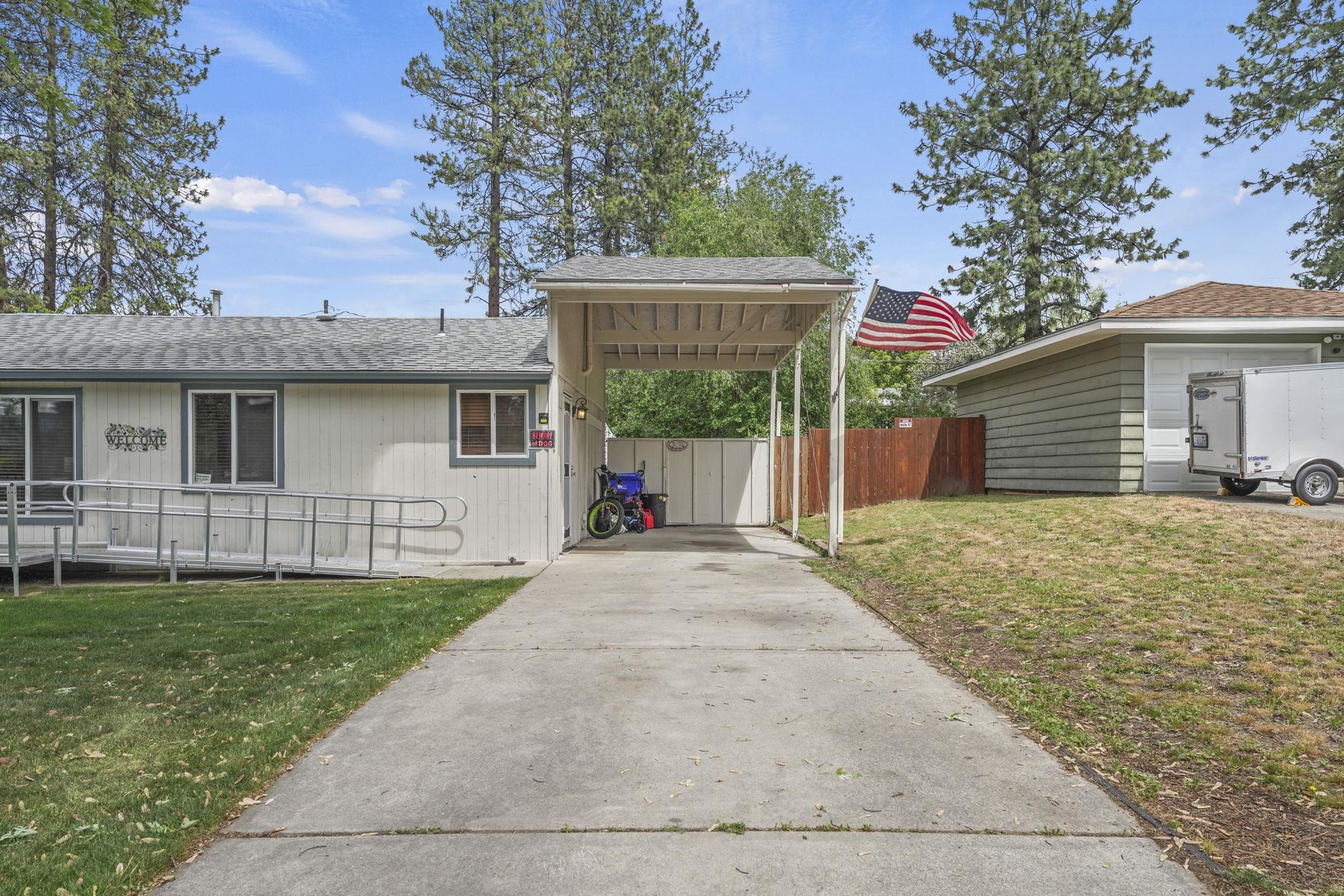 10907 E 17TH St - Photo 38