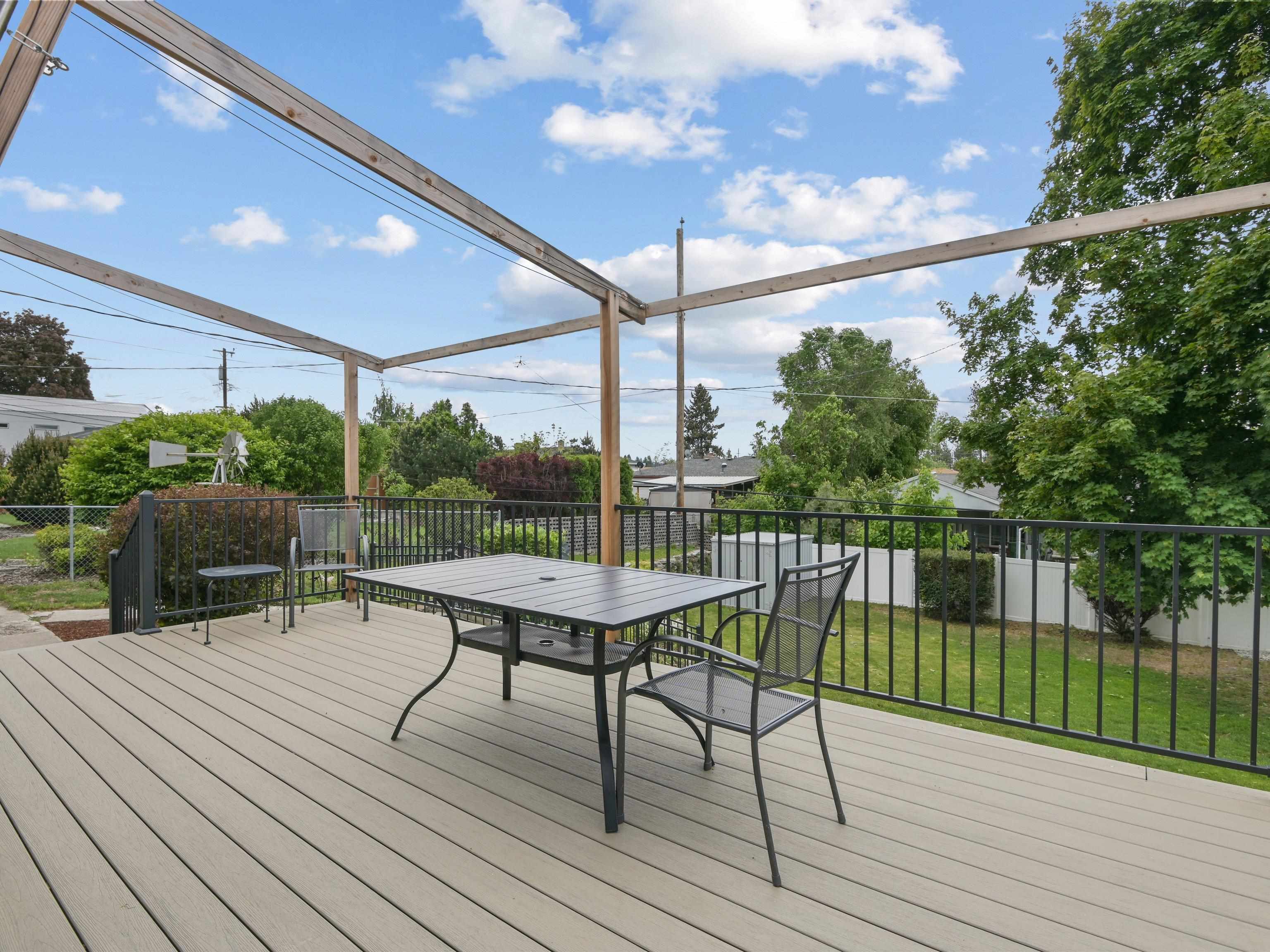 2921 W Holyoke Ave - Photo 13