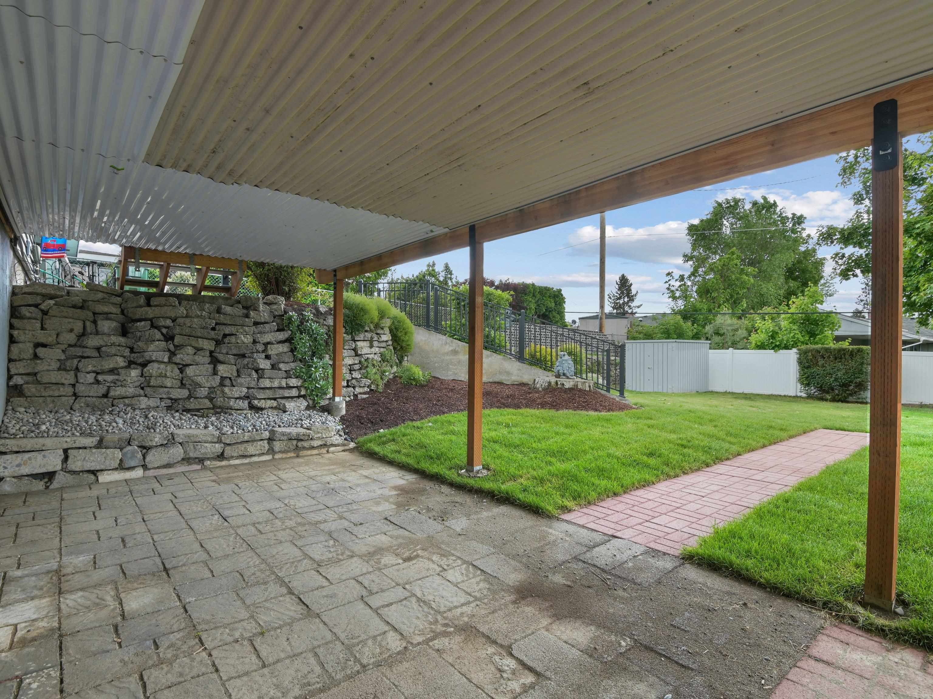 2921 W Holyoke Ave - Photo 39