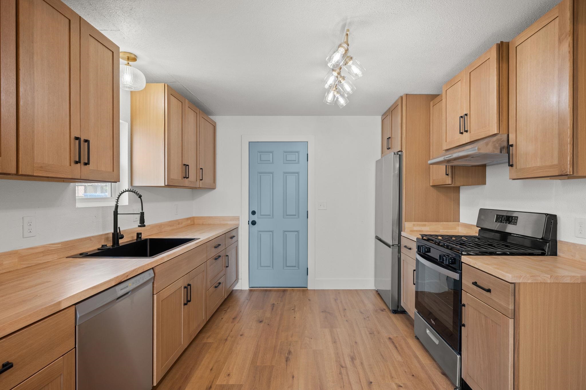 2917 E Liberty Ave - Photo 12