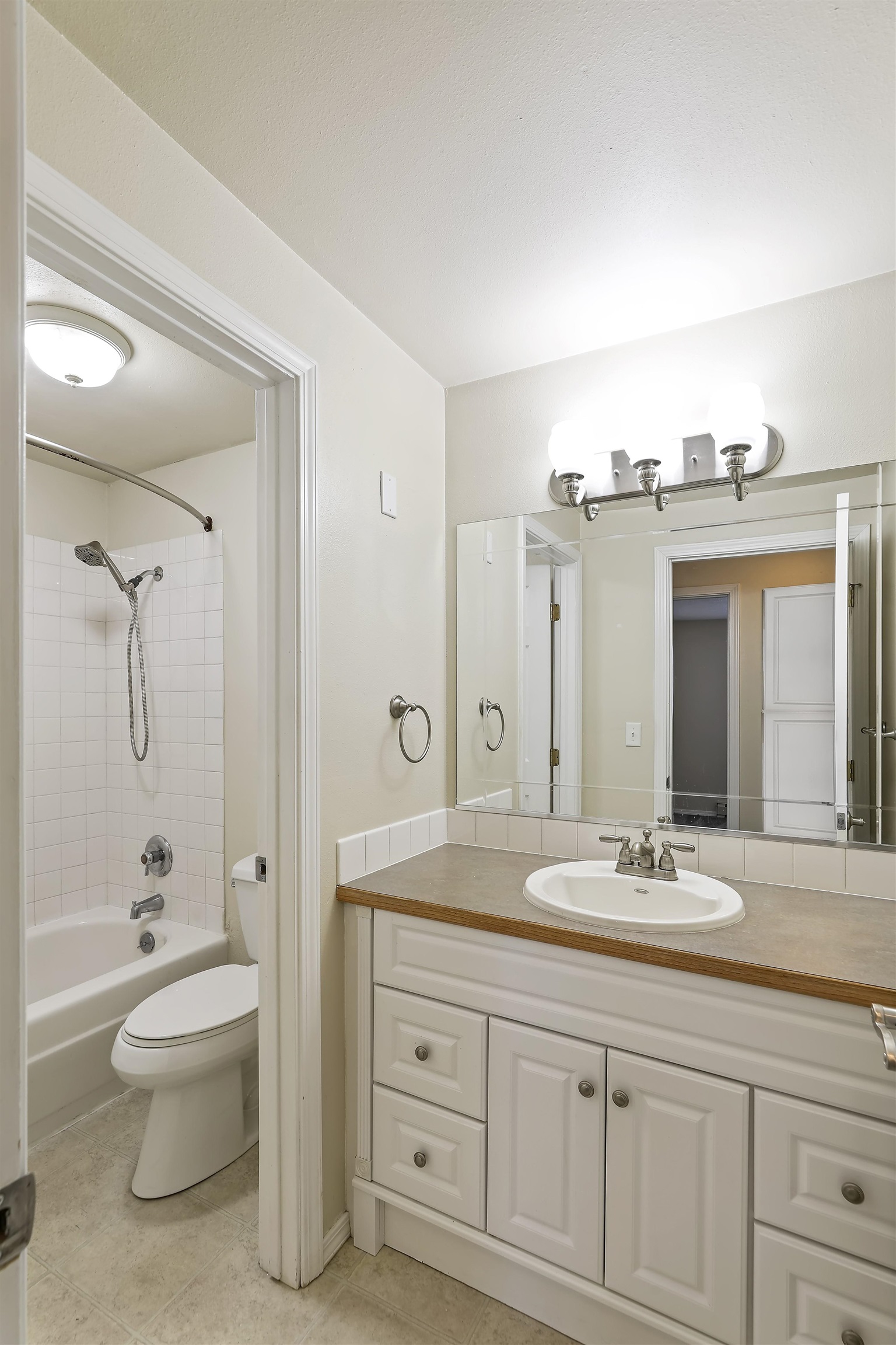 1418 W 6th Ave - Photo 8