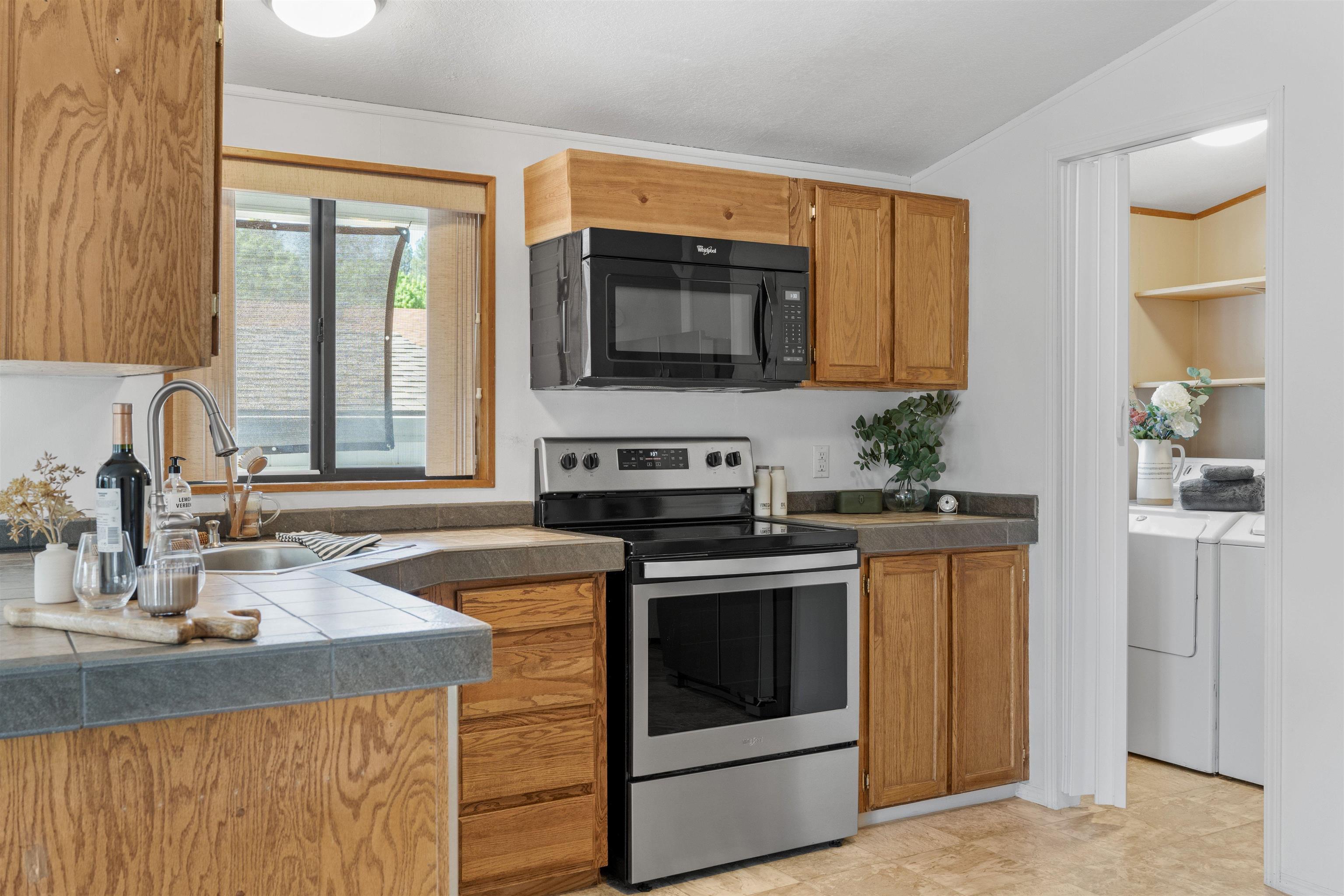 208 S Neyland Ave - Photo 14