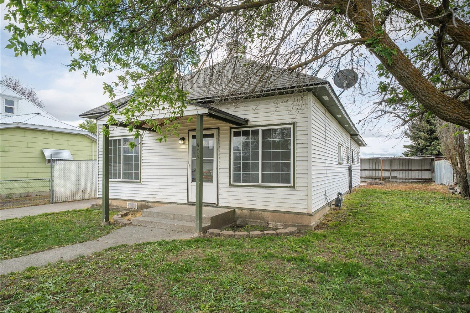 405 W 5th St - Photo 3
