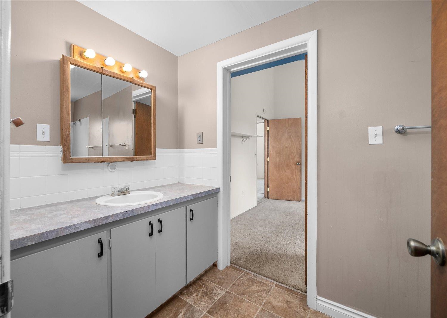 405 W 5th St - Photo 21