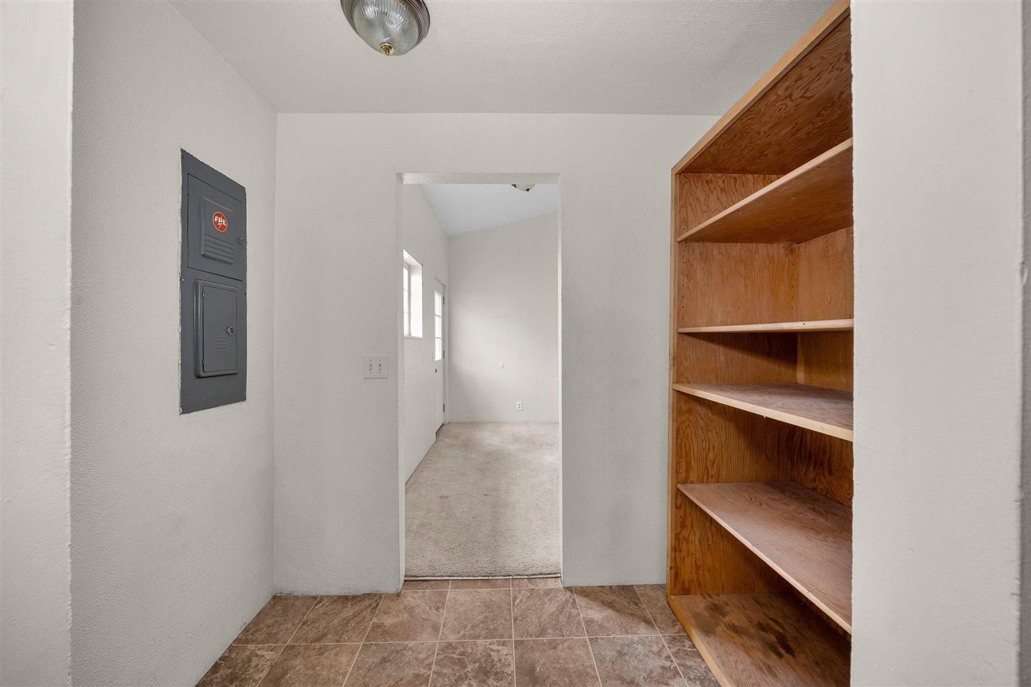 405 W 5th St - Photo 28