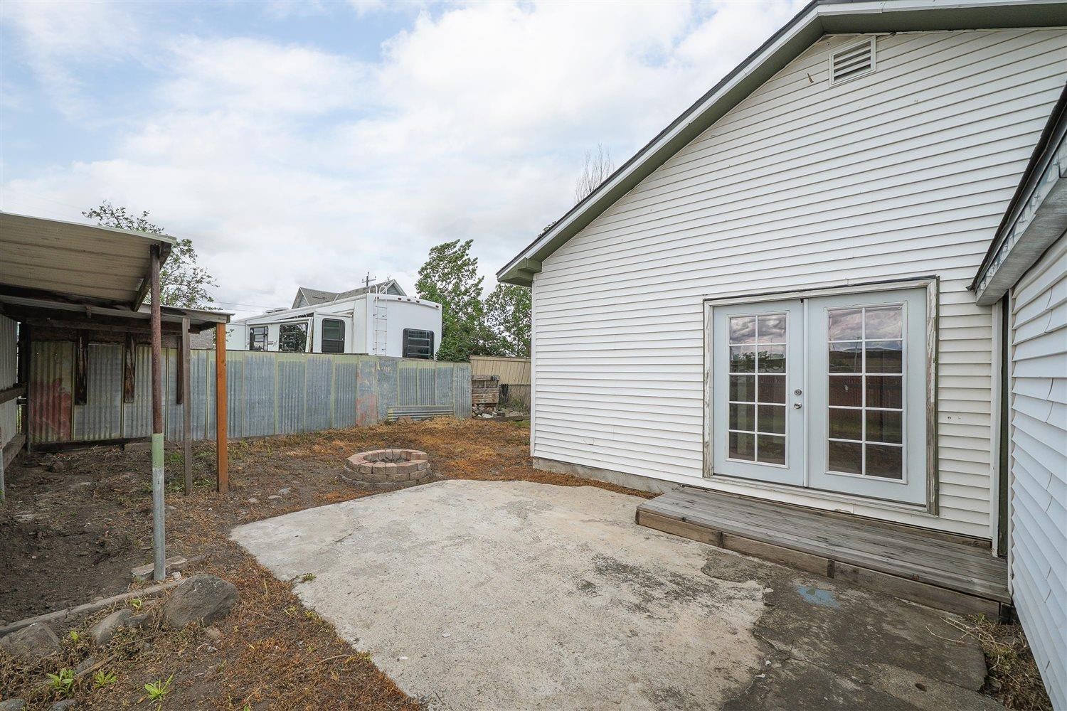 405 W 5th St - Photo 32