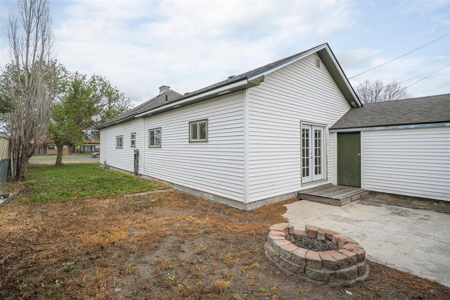 405 W 5th St - Photo 33