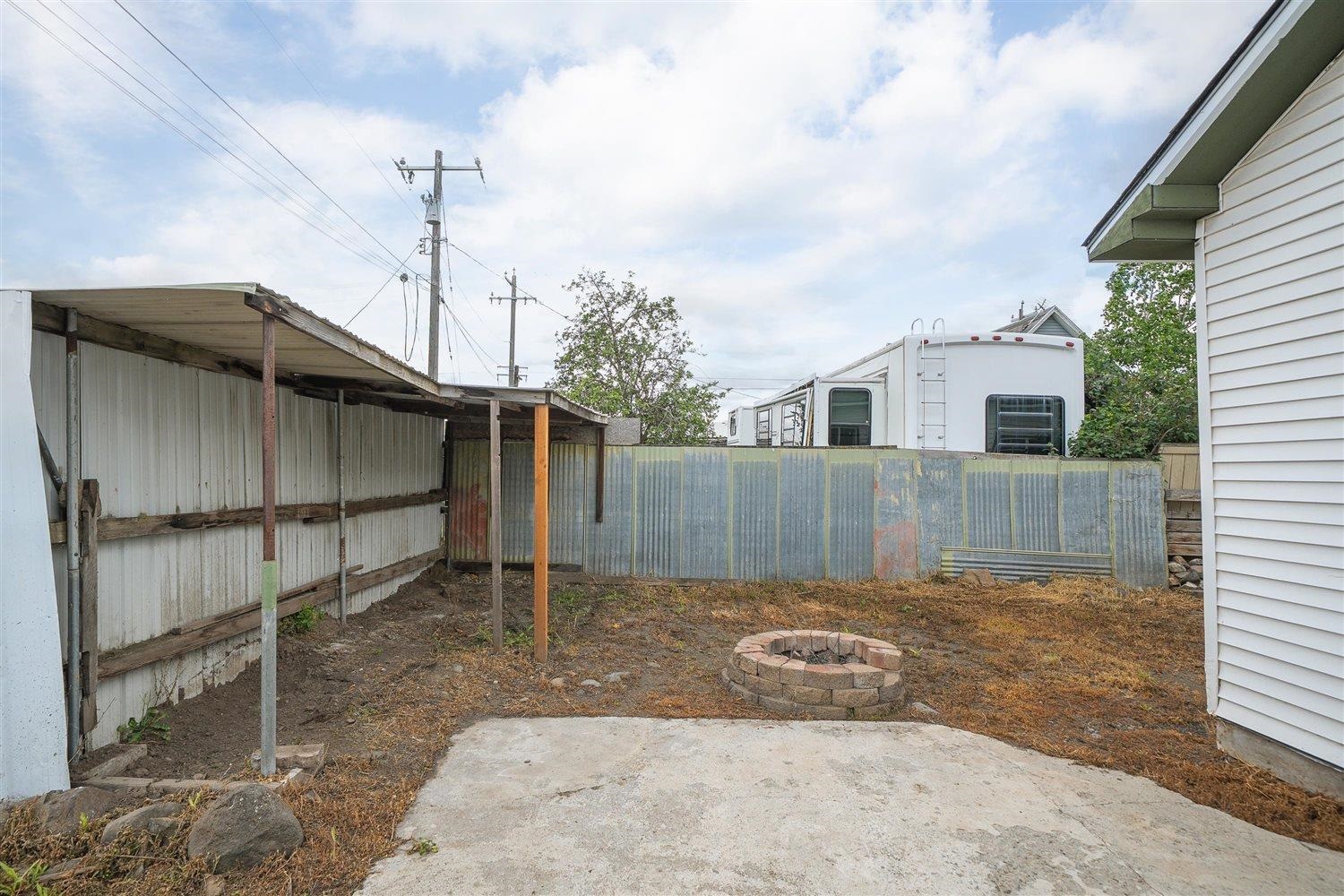 405 W 5th St - Photo 35