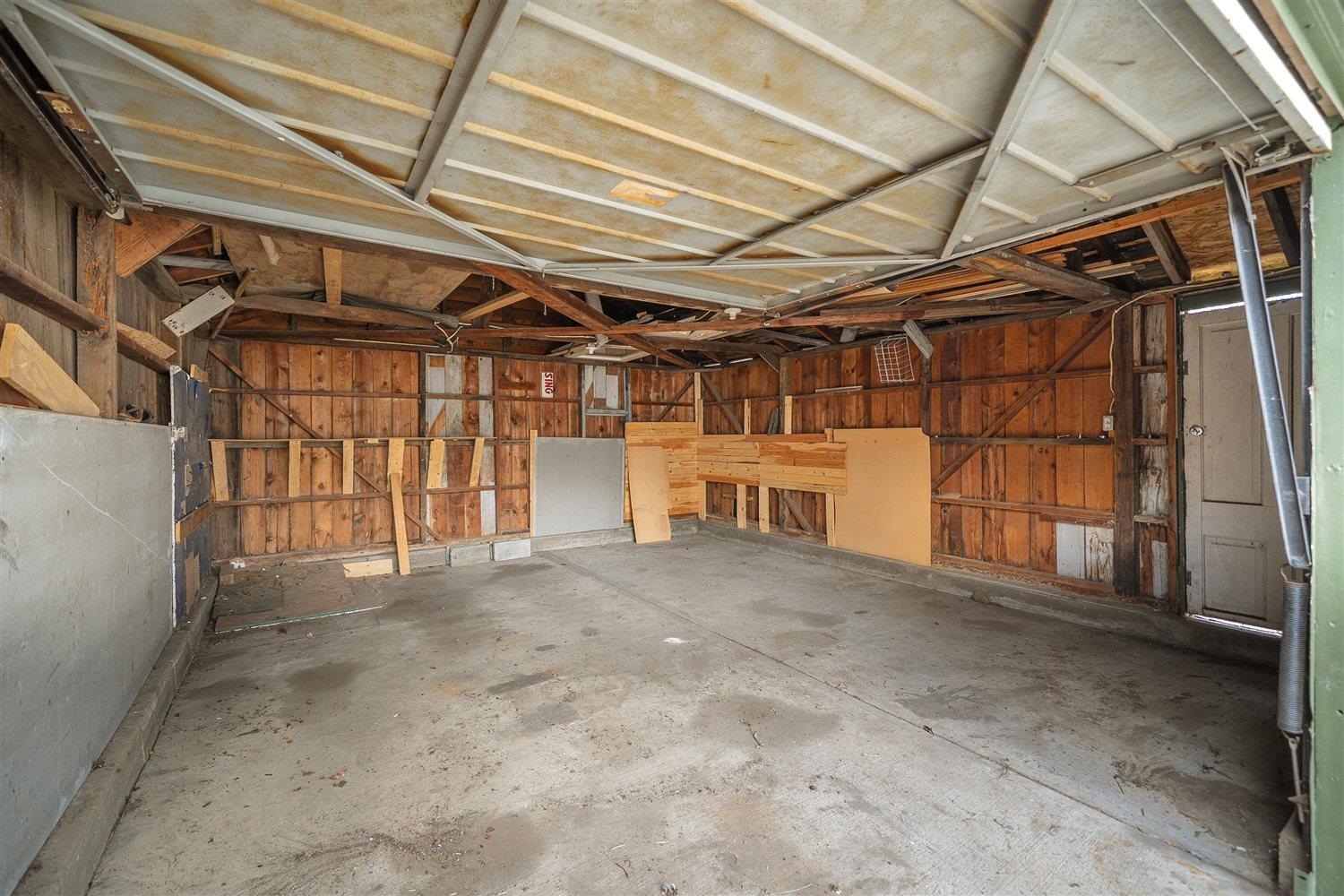405 W 5th St - Photo 37