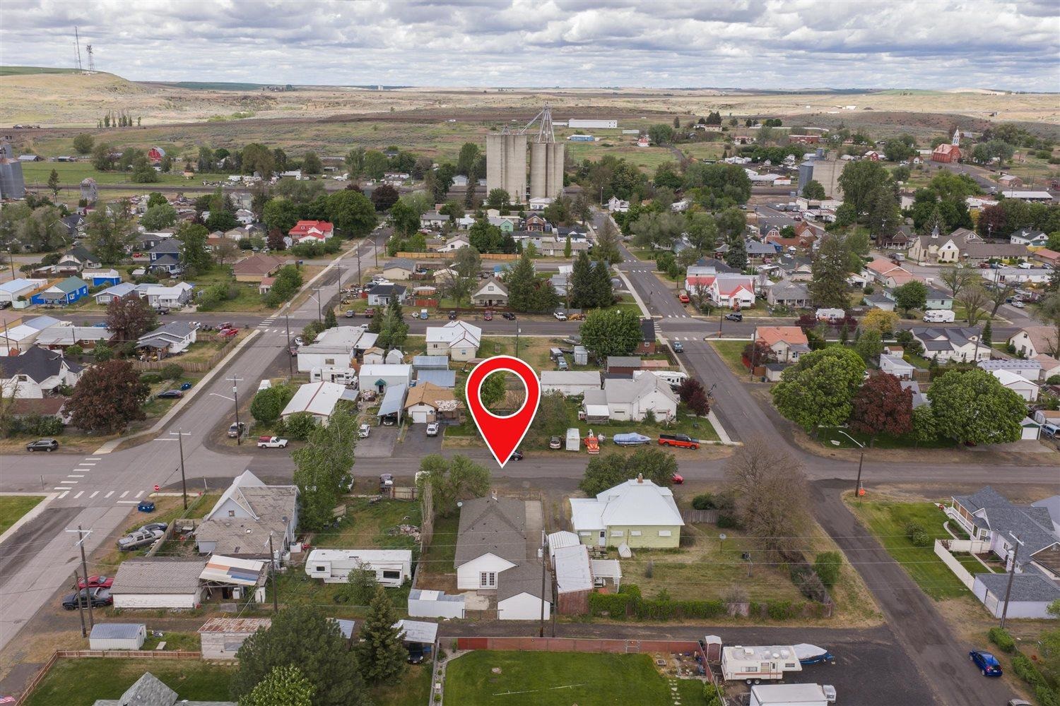 405 W 5th St - Photo 43