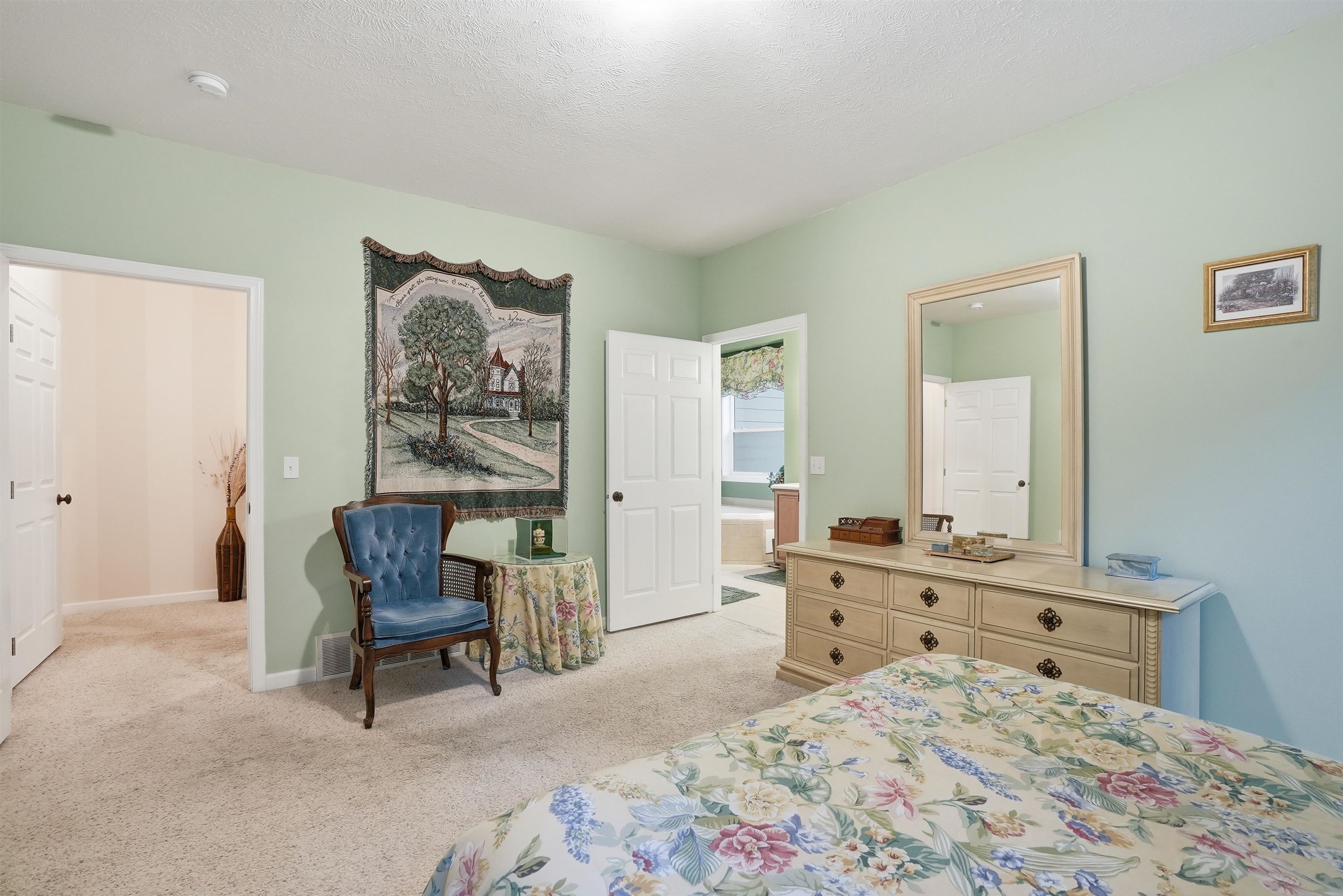 105 E Saltz Ln - Photo 16