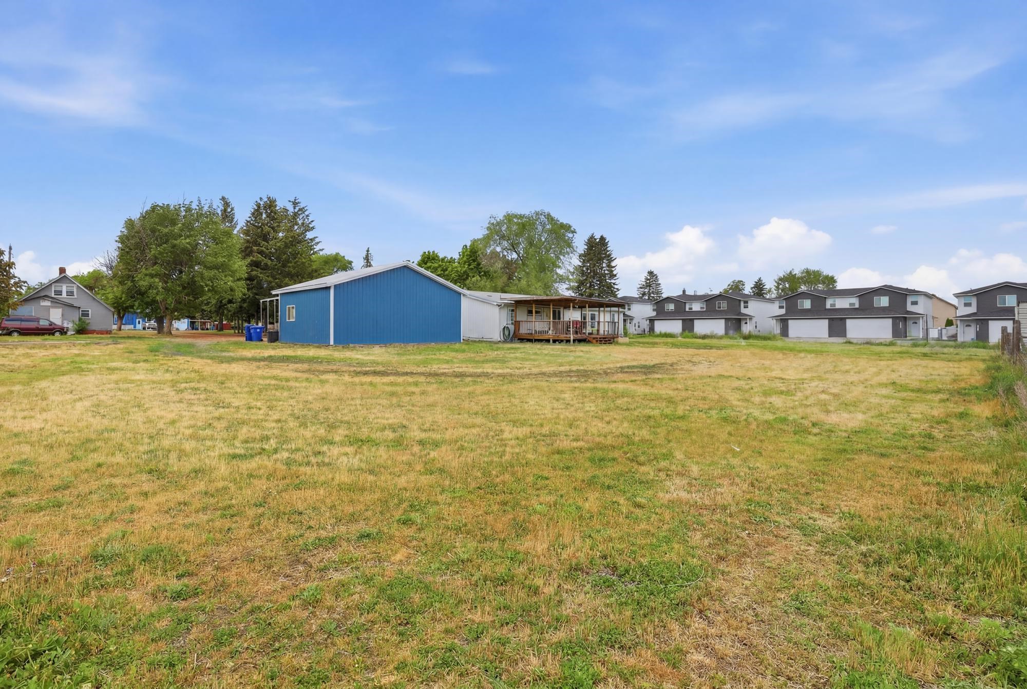 17621 E Mission Ave - Photo 9