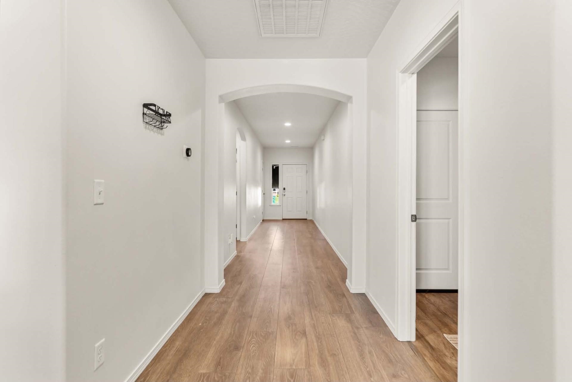 220 S Lawson St - Photo 4