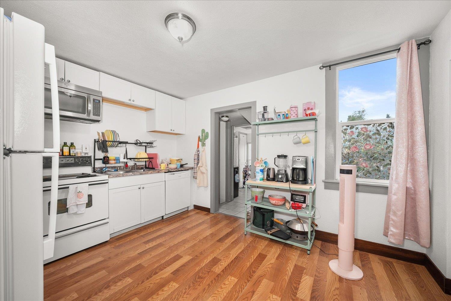 2502 E Hartson Ave - Photo 15