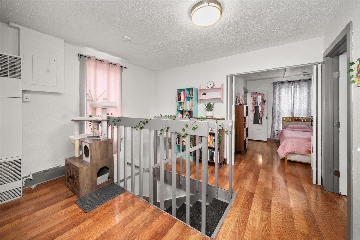 2502 E Hartson Ave - Photo 16