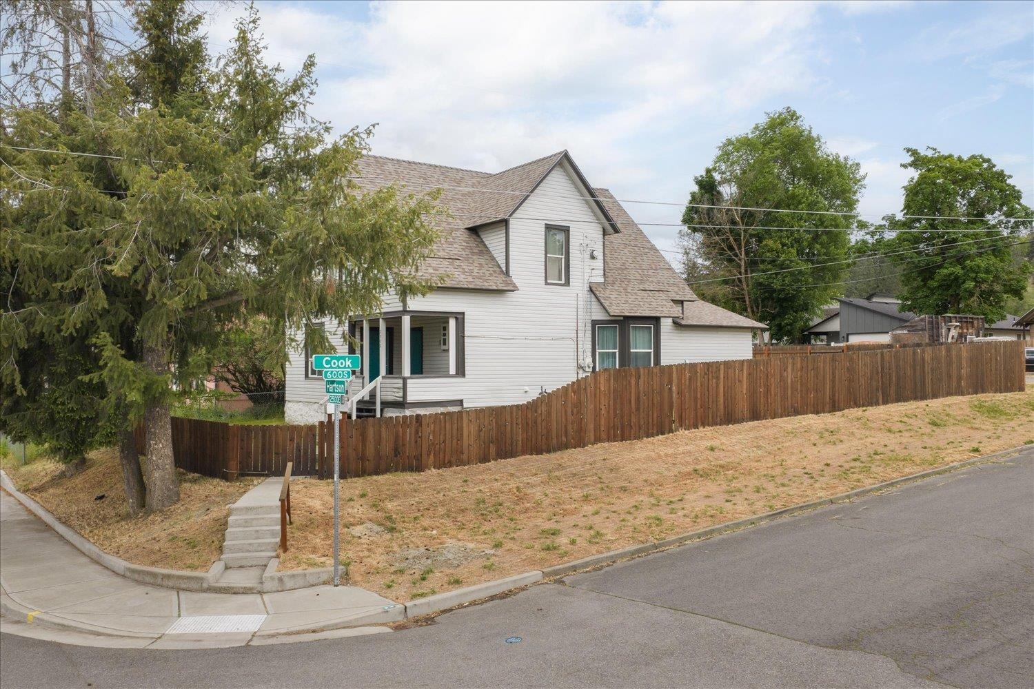 2502 E Hartson Ave - Photo 22
