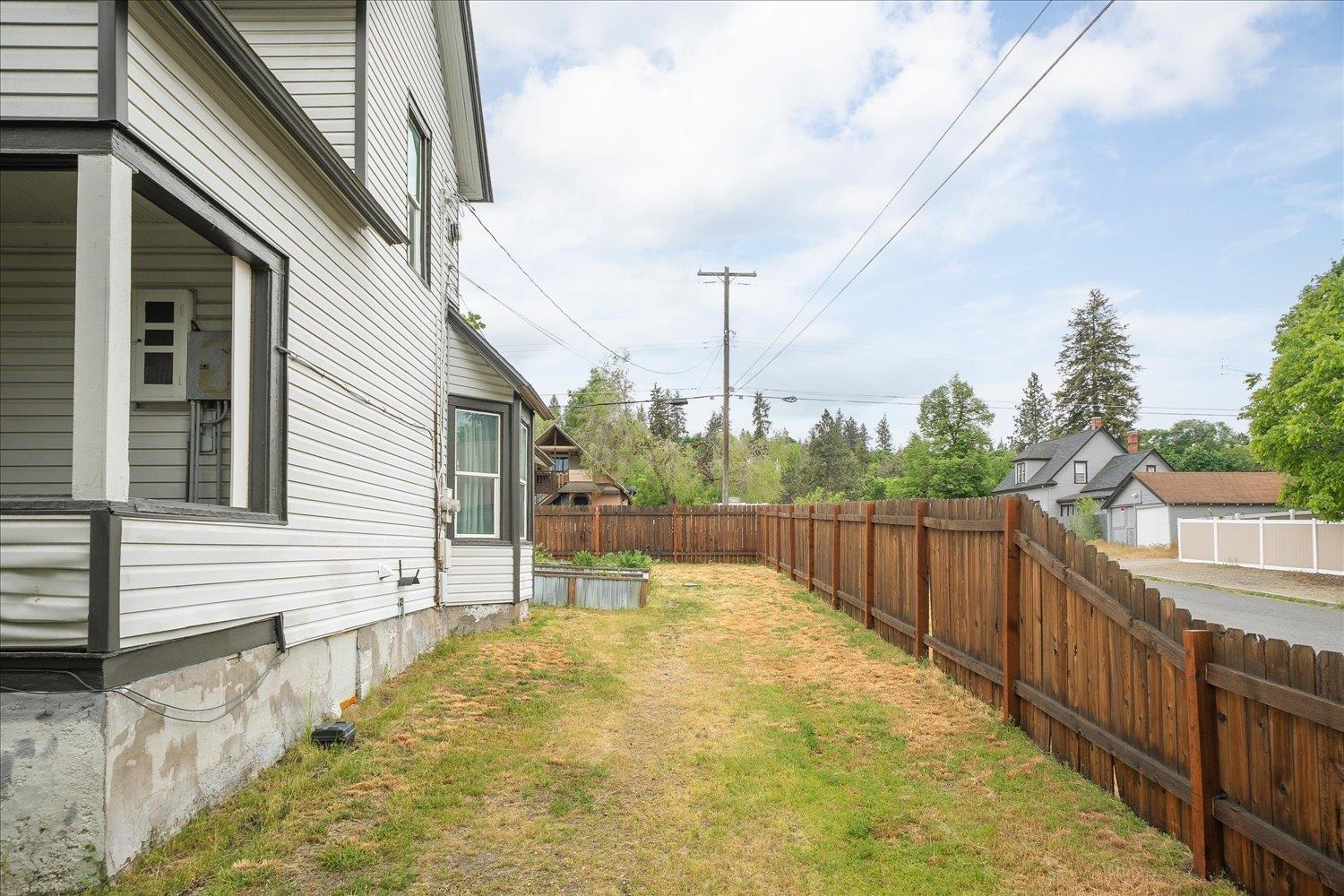 2502 E Hartson Ave - Photo 23