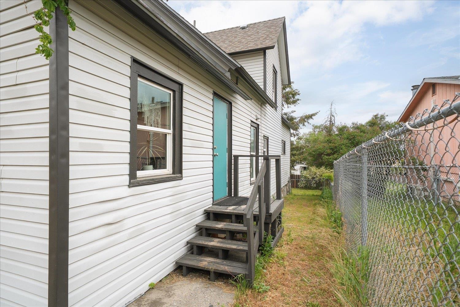 2502 E Hartson Ave - Photo 24