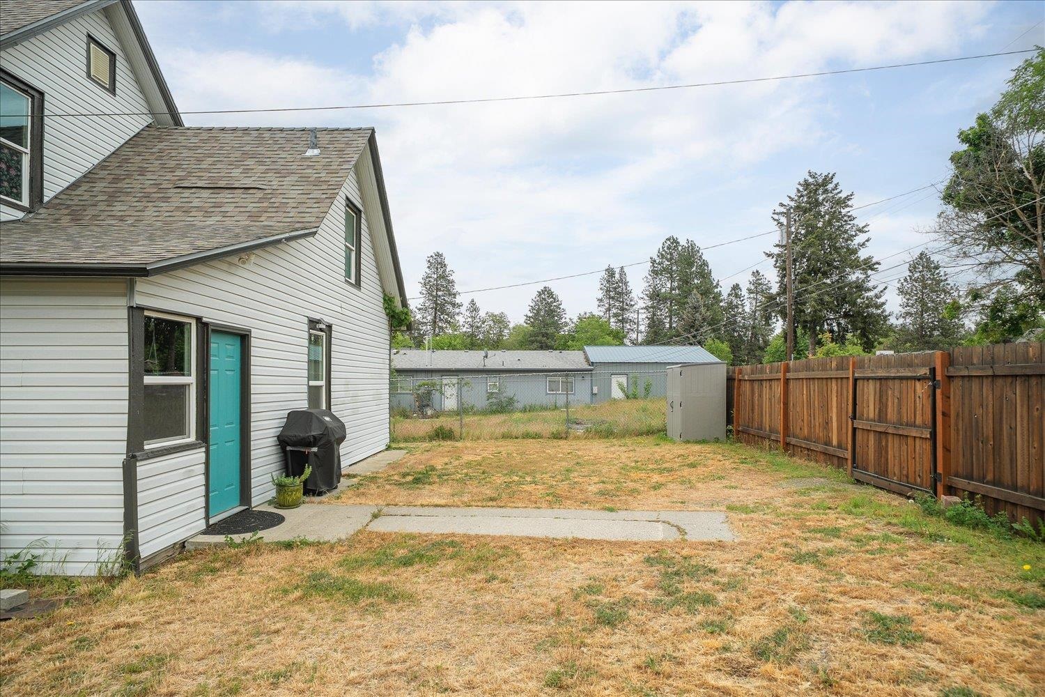2502 E Hartson Ave - Photo 32