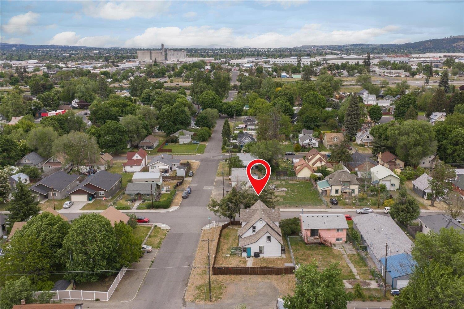 2502 E Hartson Ave - Photo 34