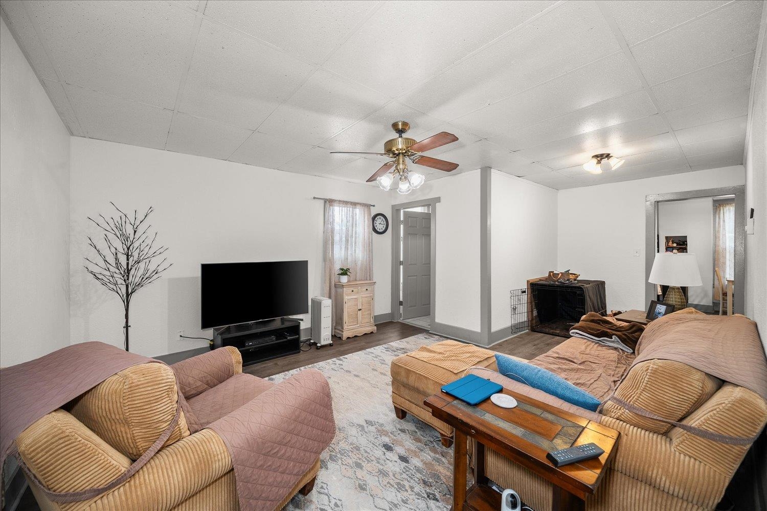 2502 E Hartson Ave - Photo 5