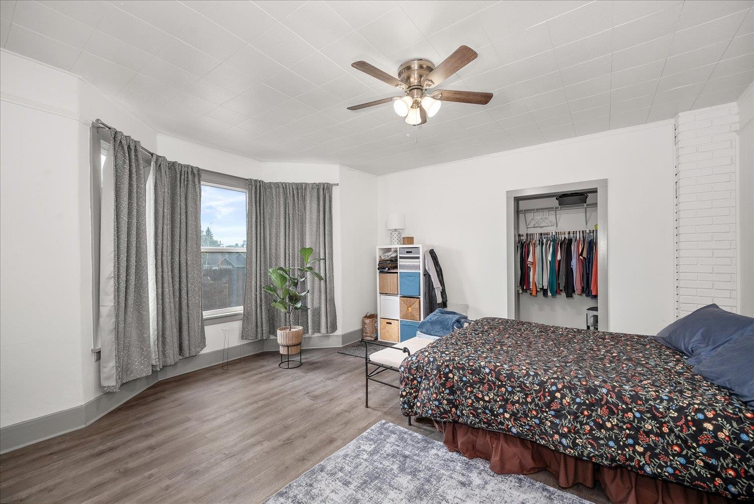 2502 E Hartson Ave - Photo 9