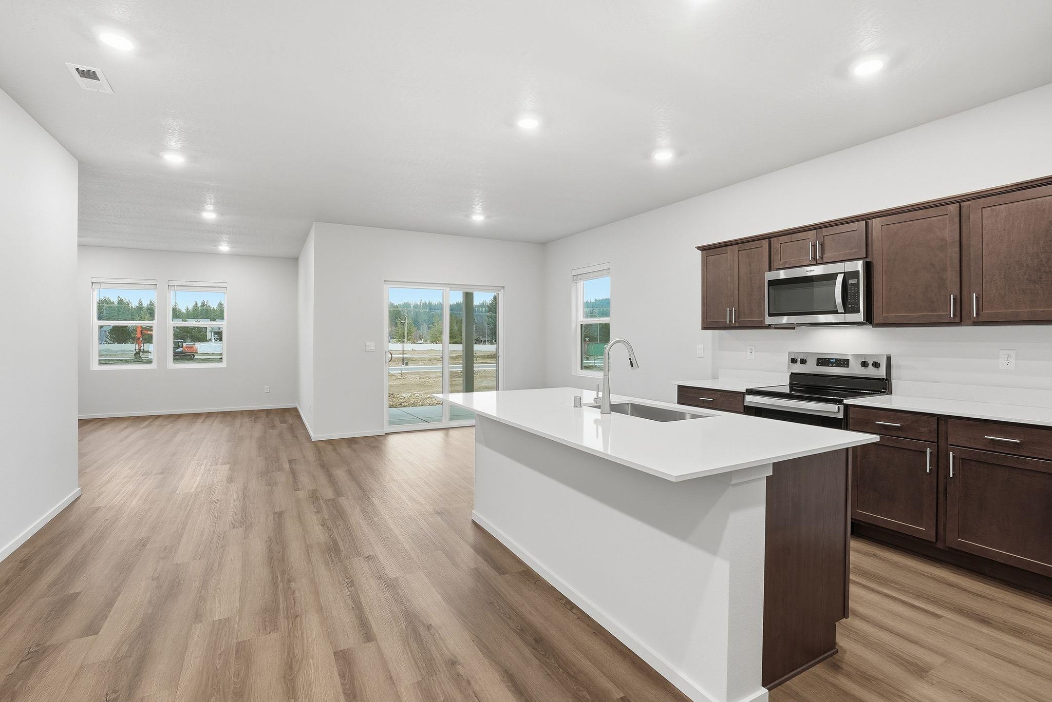 311 W Pheasant Bluff Ave - Photo 3