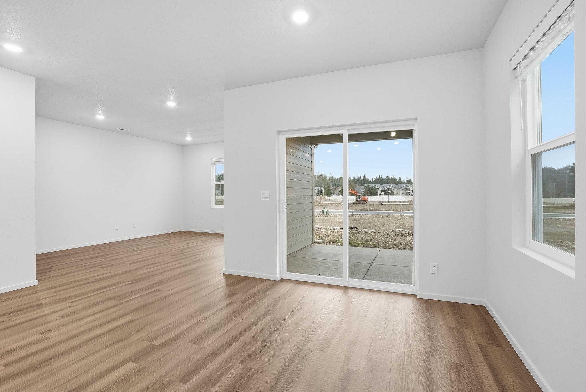 311 W Pheasant Bluff Ave - Photo 8