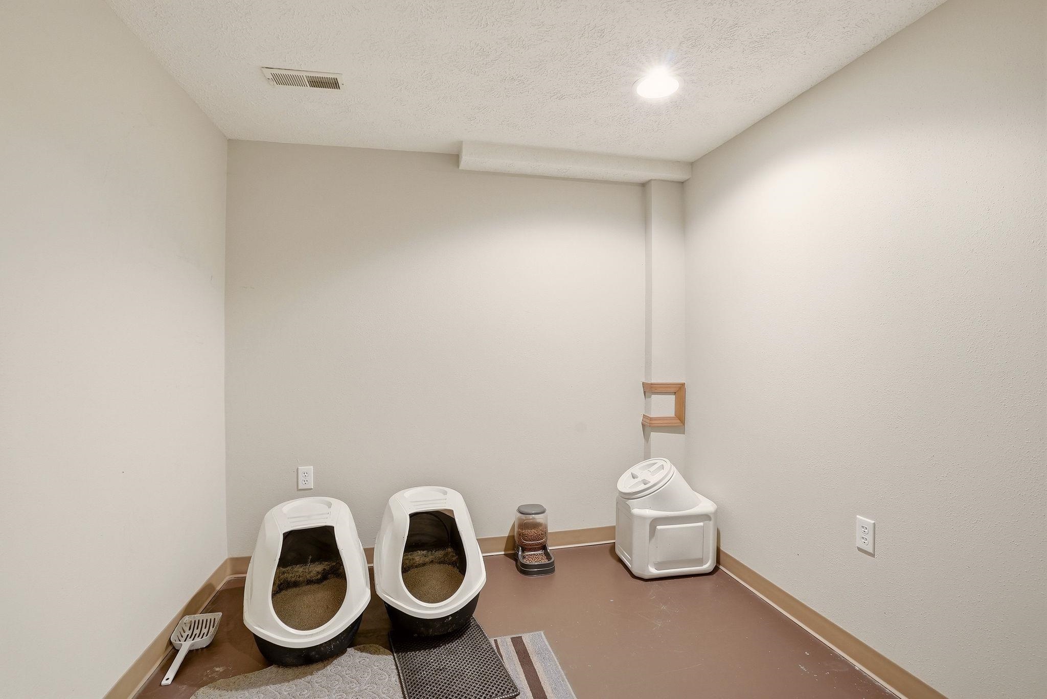 11311 E 31st Ave - Photo 29