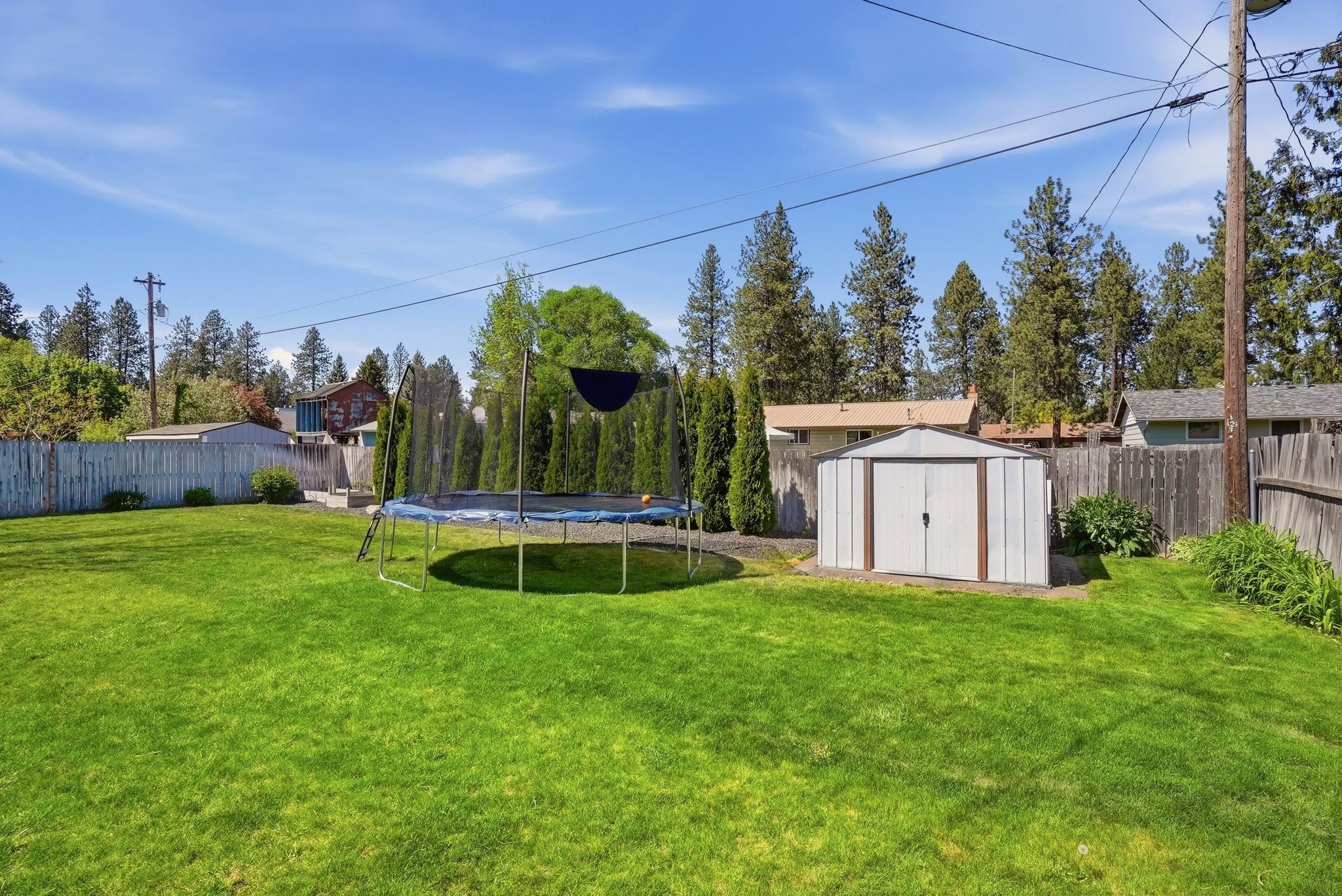 11311 E 31st Ave - Photo 32