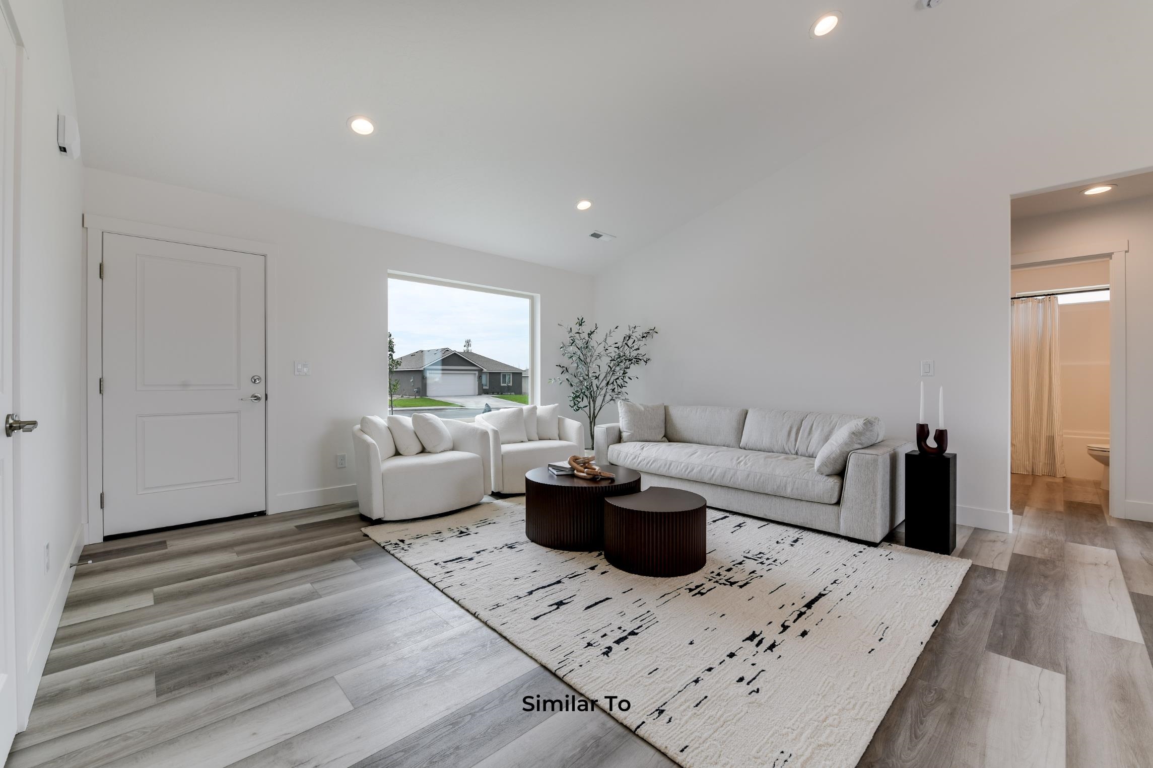 1207 N Layton Ave - Photo 2
