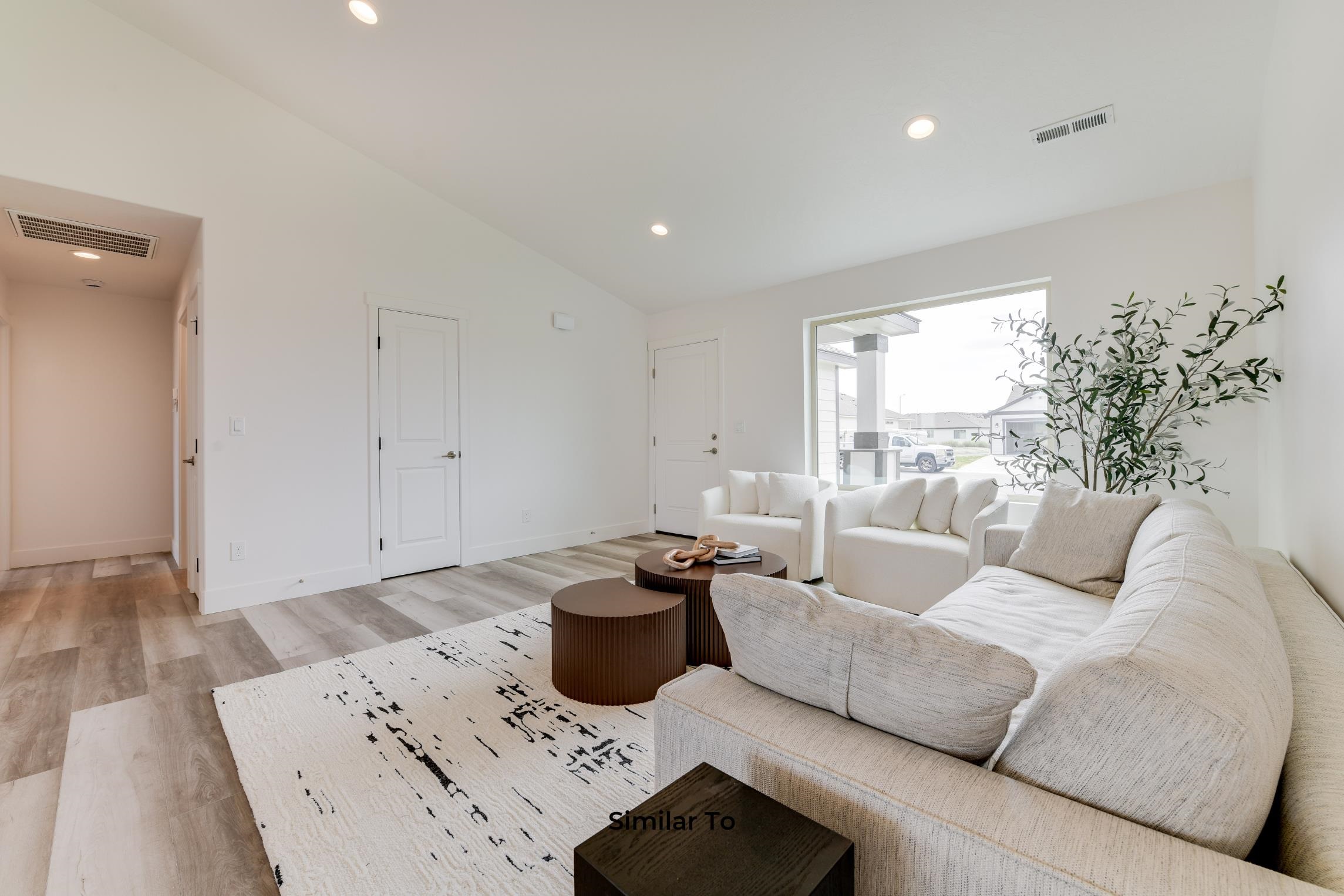 1207 N Layton Ave - Photo 4
