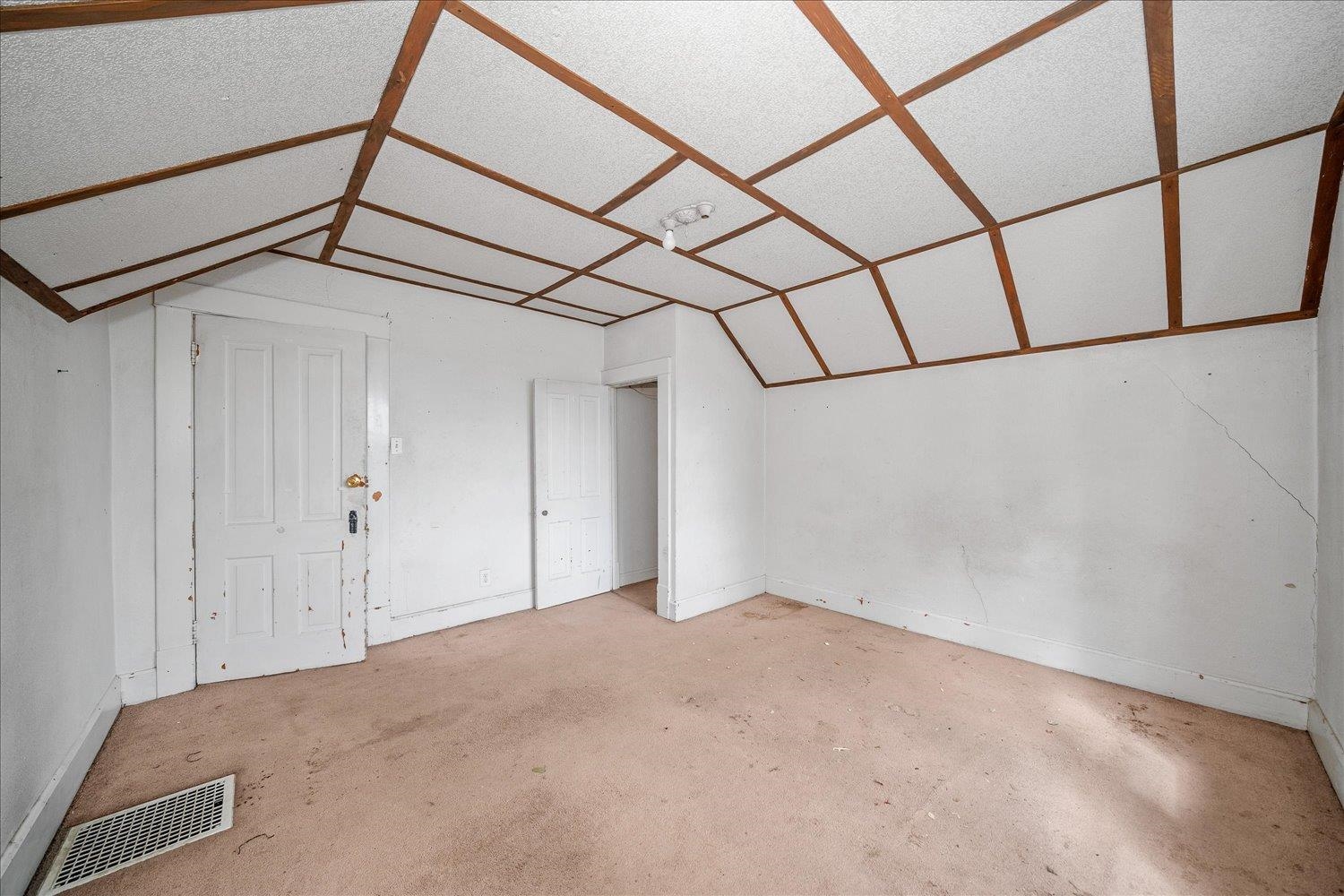 124 W Shannon Ave - Photo 12