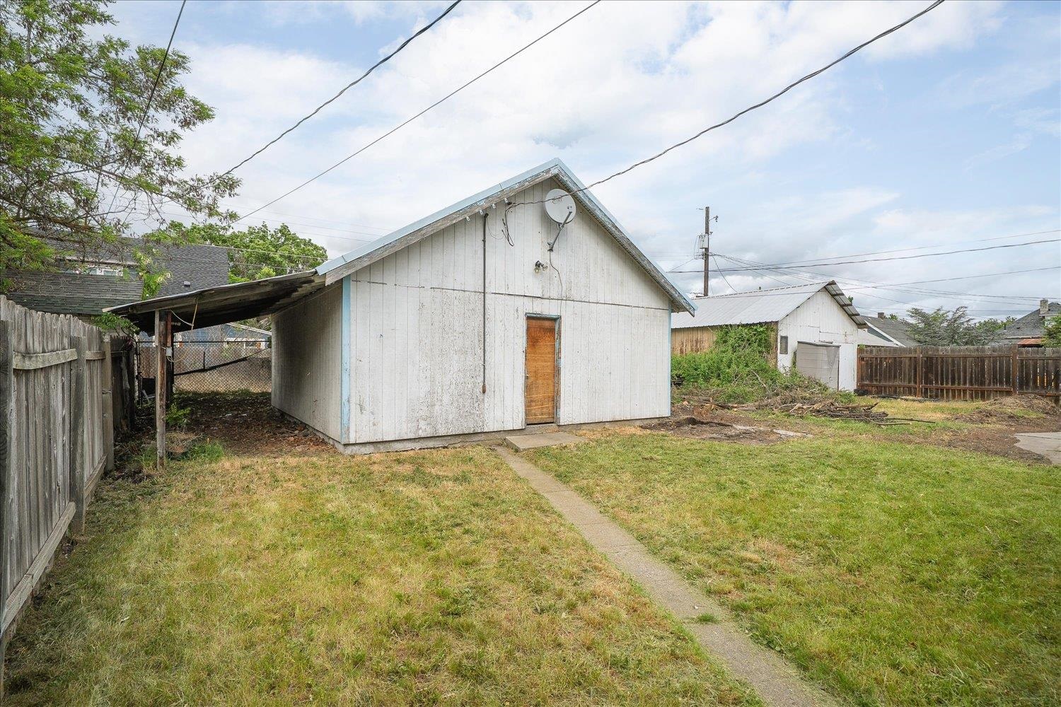 124 W Shannon Ave - Photo 17