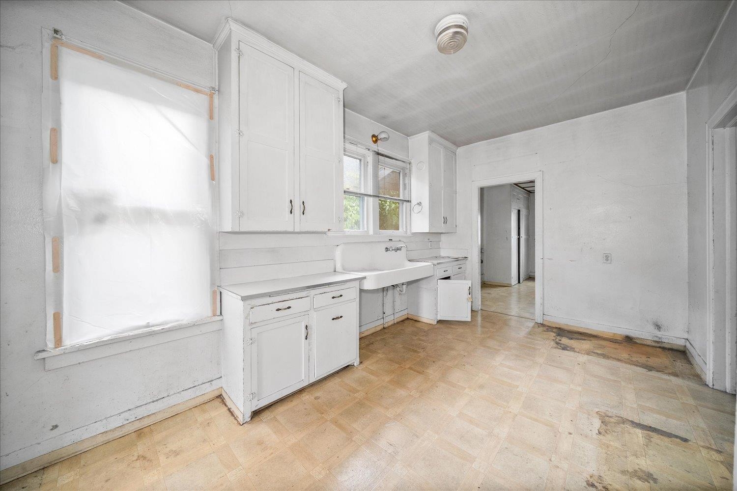 124 W Shannon Ave - Photo 5