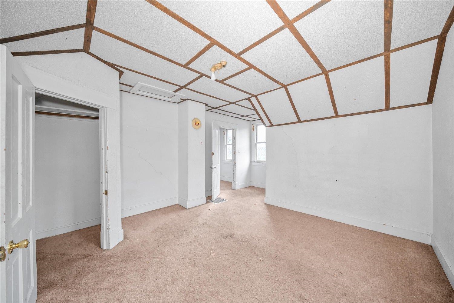 124 W Shannon Ave - Photo 10