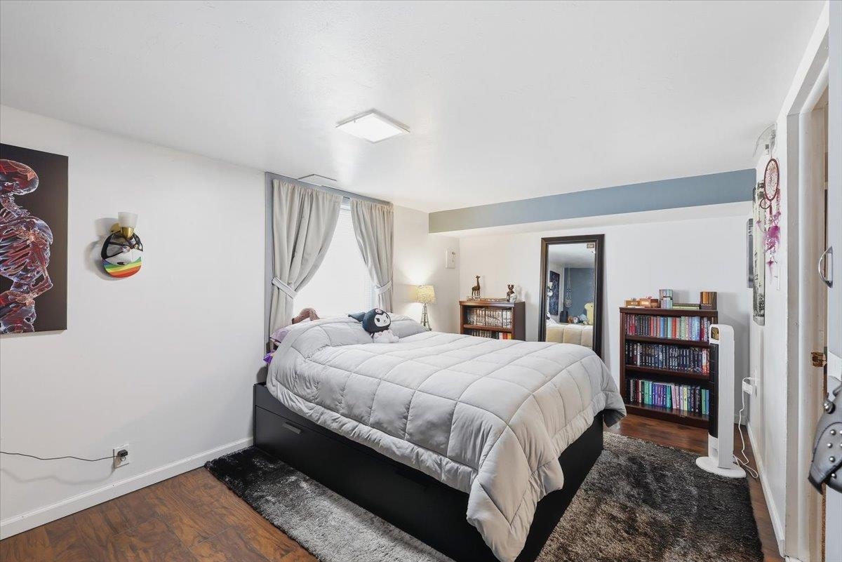 4215 N Maple St - Photo 19