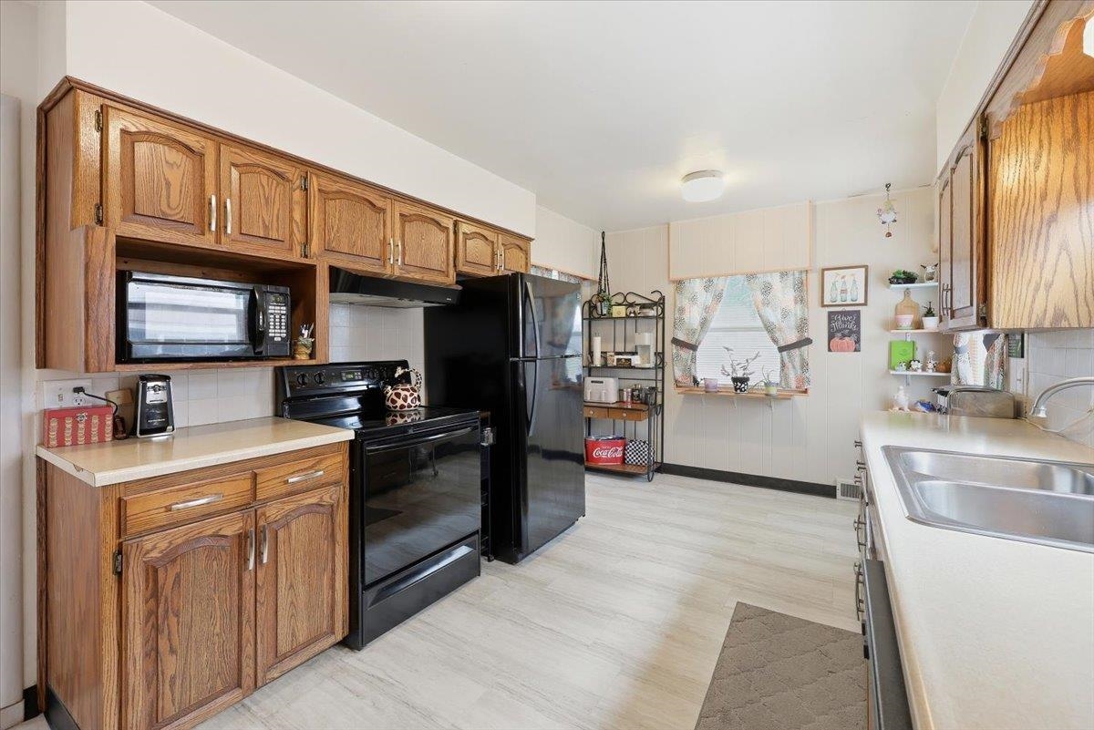 4215 N Maple St - Photo 10