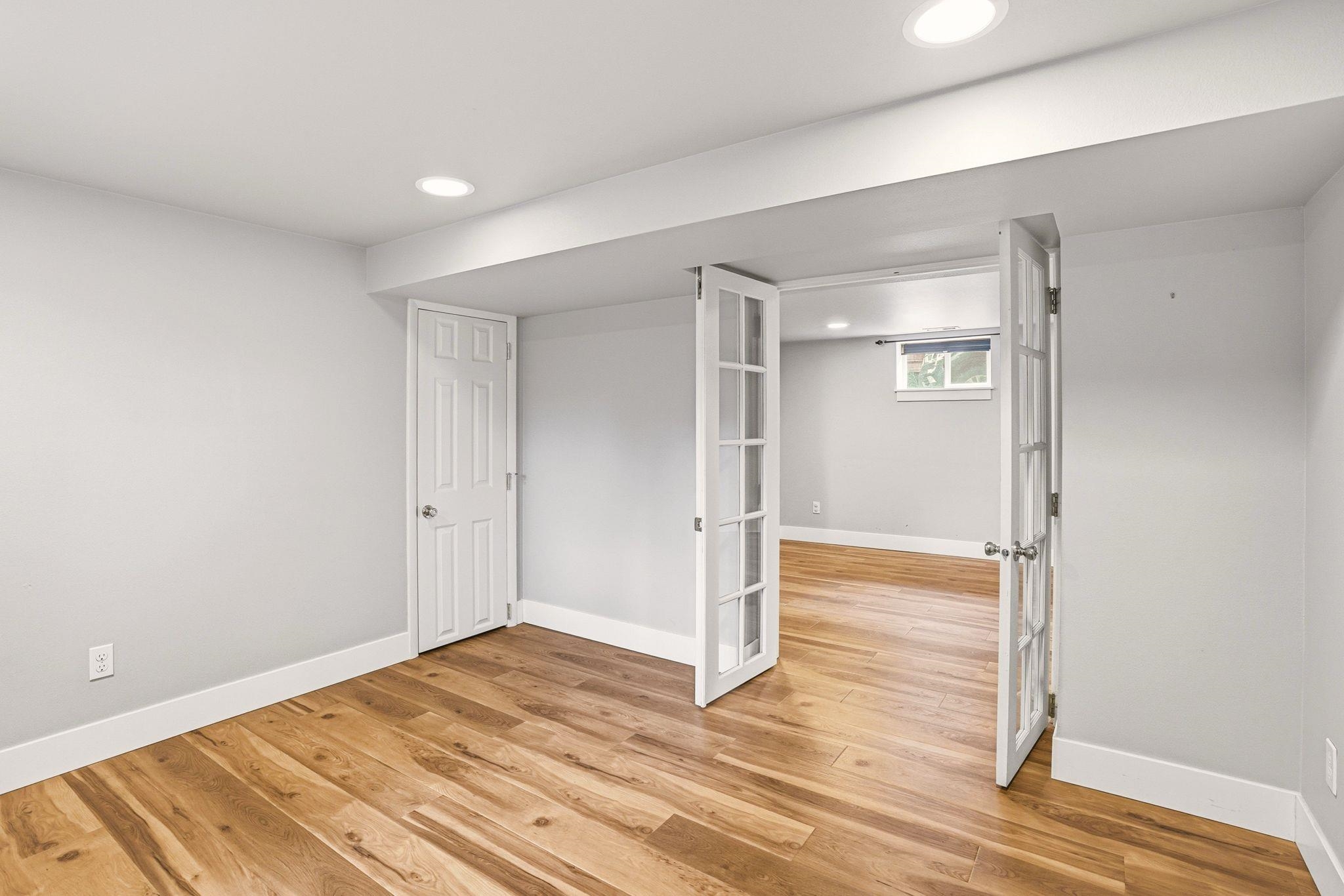 3 E 28th Ave - Photo 21