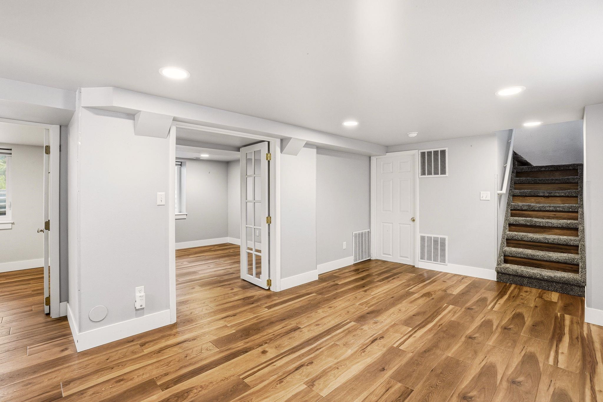 3 E 28th Ave - Photo 25