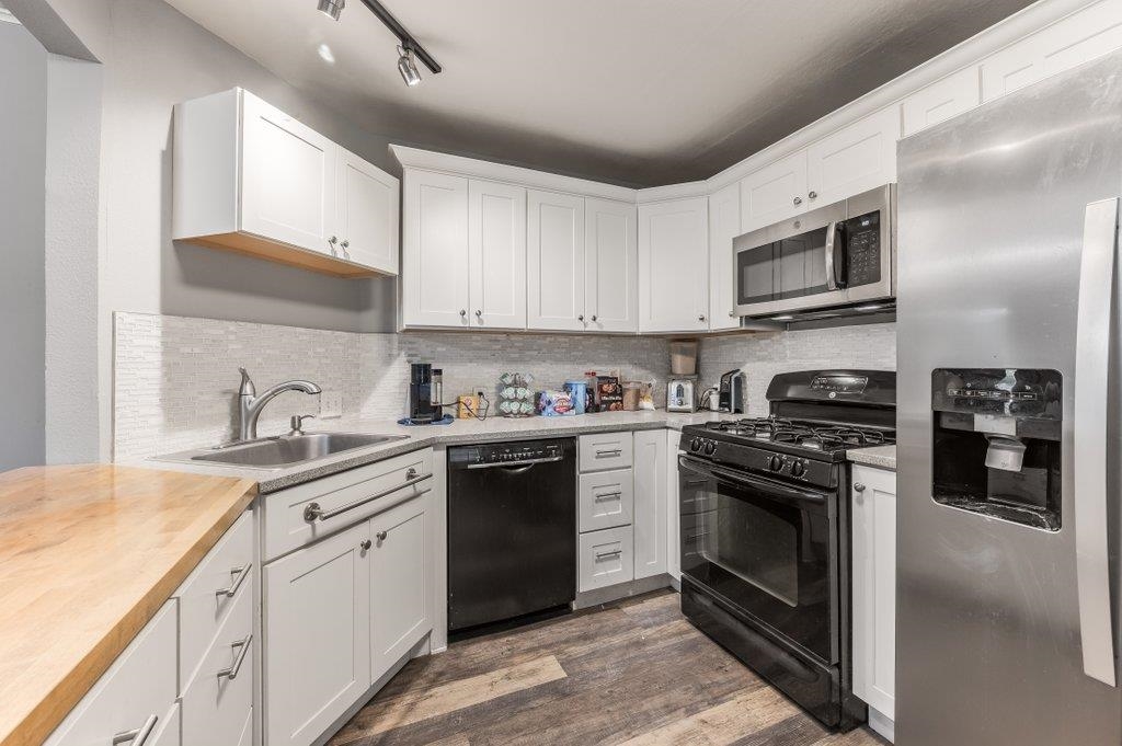6025 N Cook St - Photo 11