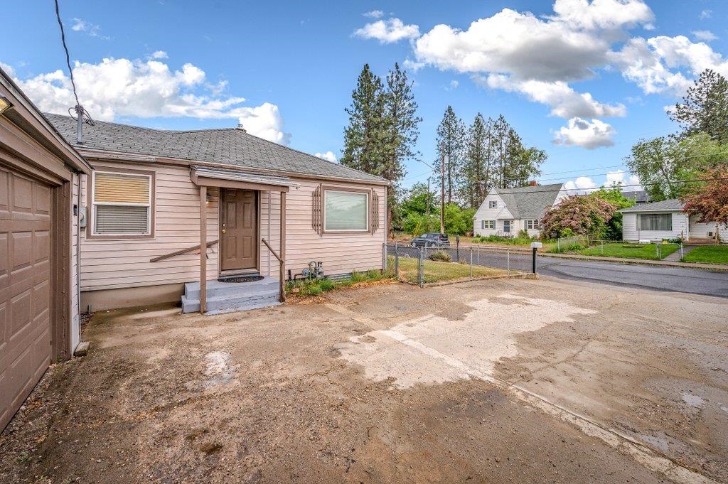 6025 N Cook St - Photo 5
