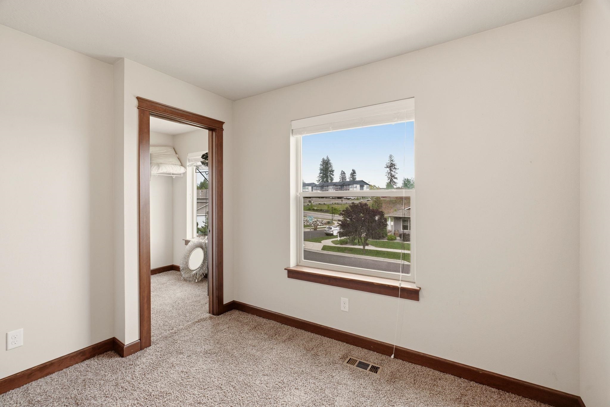 1517 N McKenzie River St - Photo 28