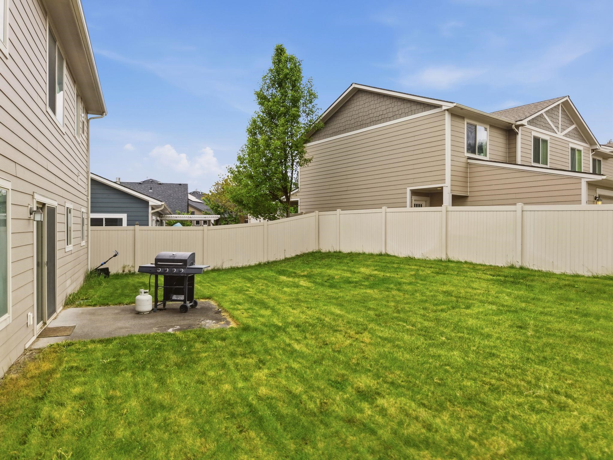 1517 N McKenzie River St - Photo 32