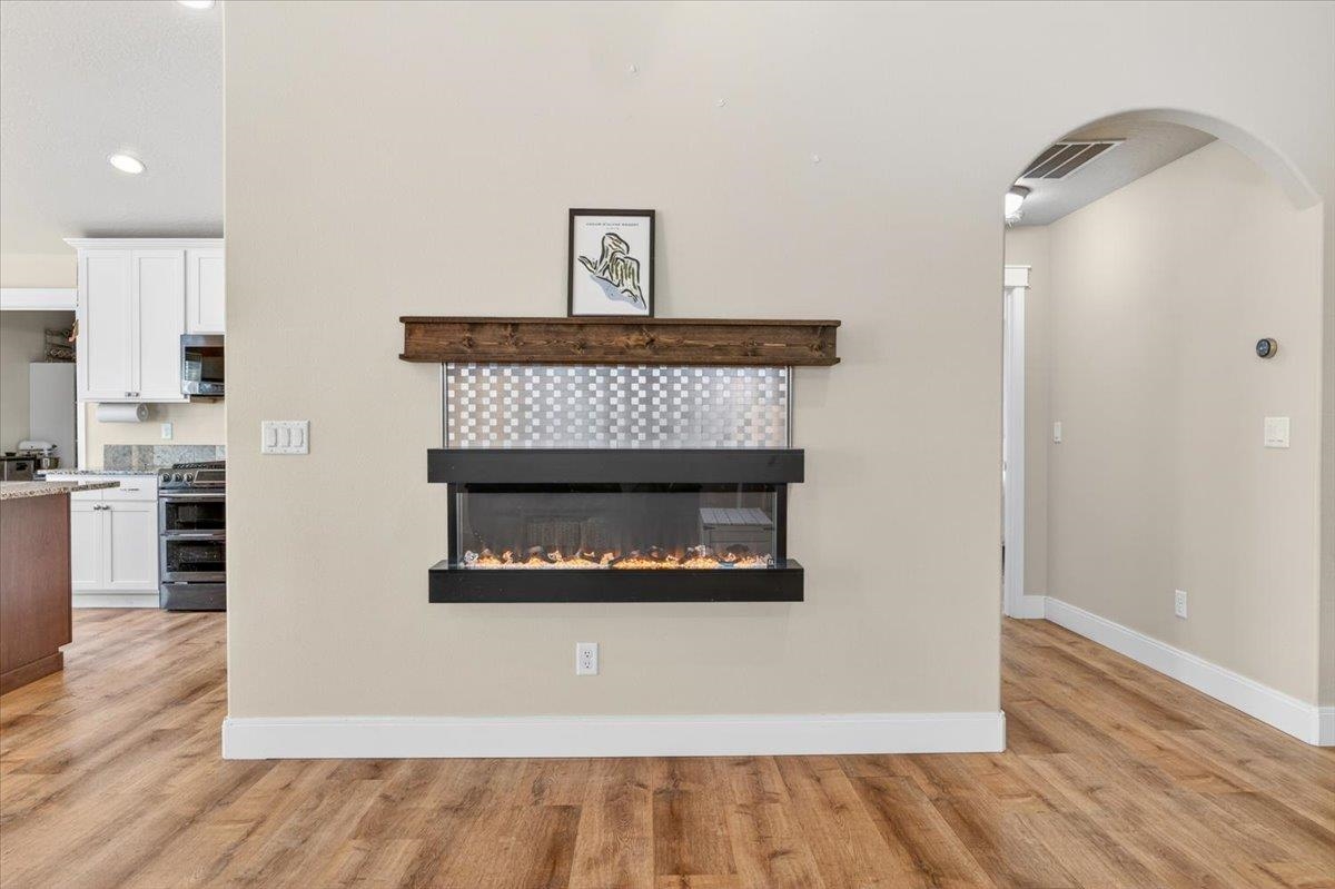 1725 S Clover Dr - Photo 11