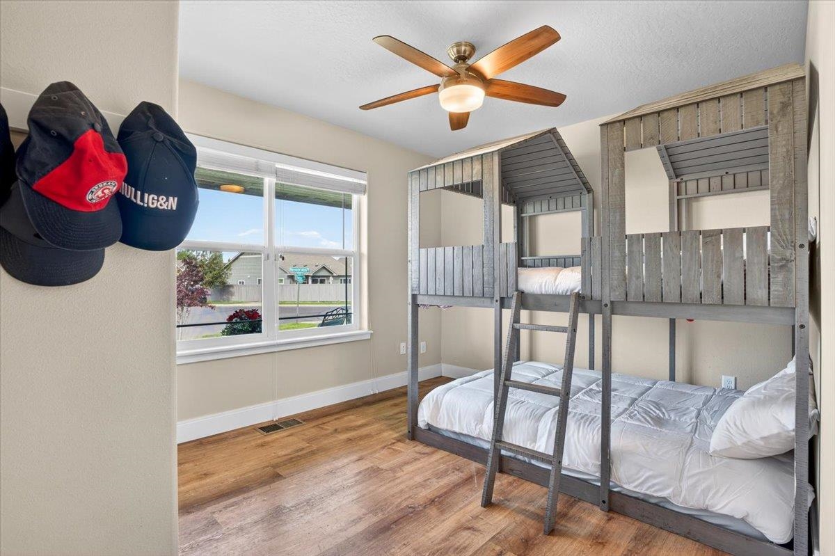 1725 S Clover Dr - Photo 29