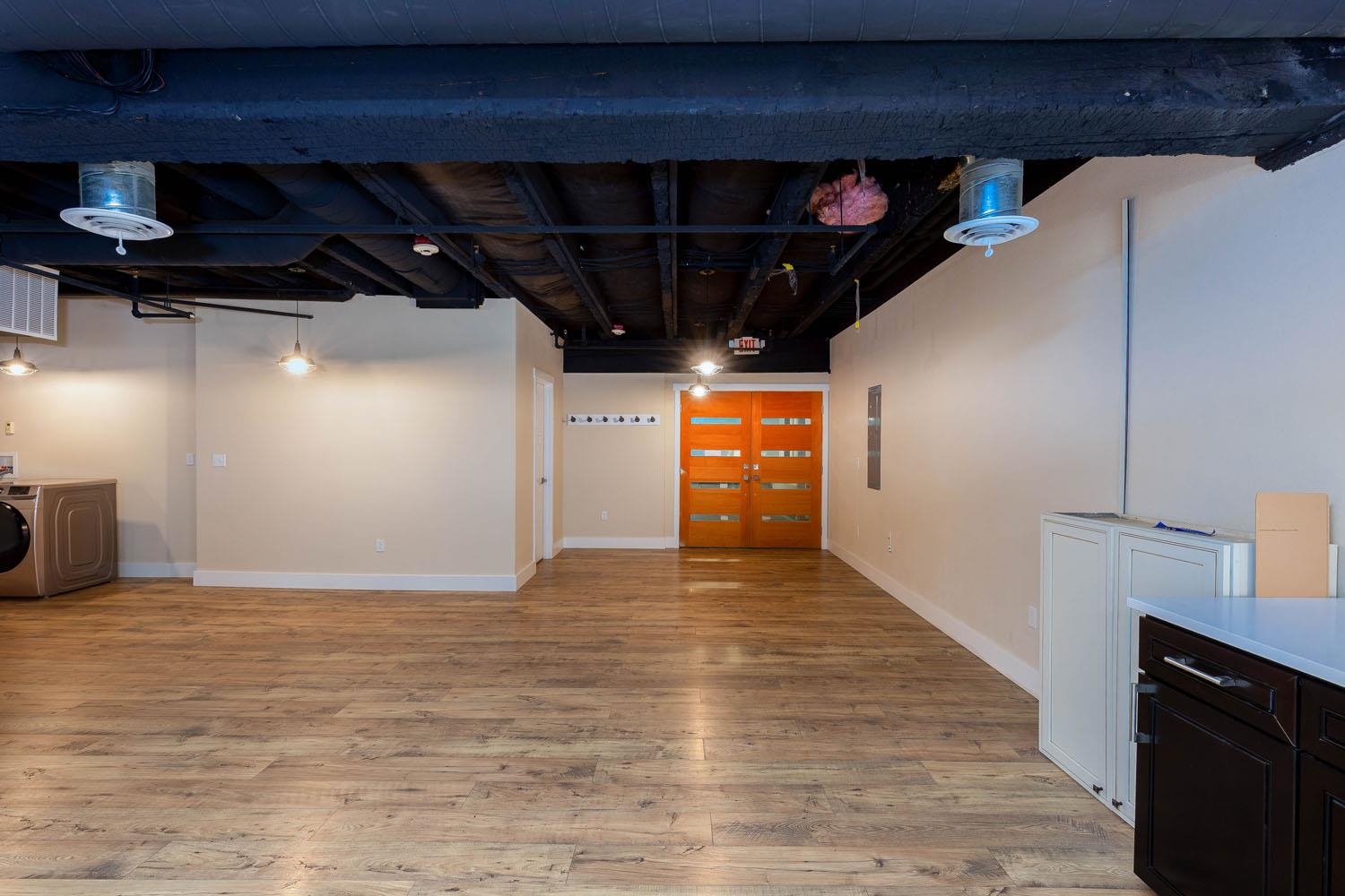315 W Riverside Ave - Photo 3