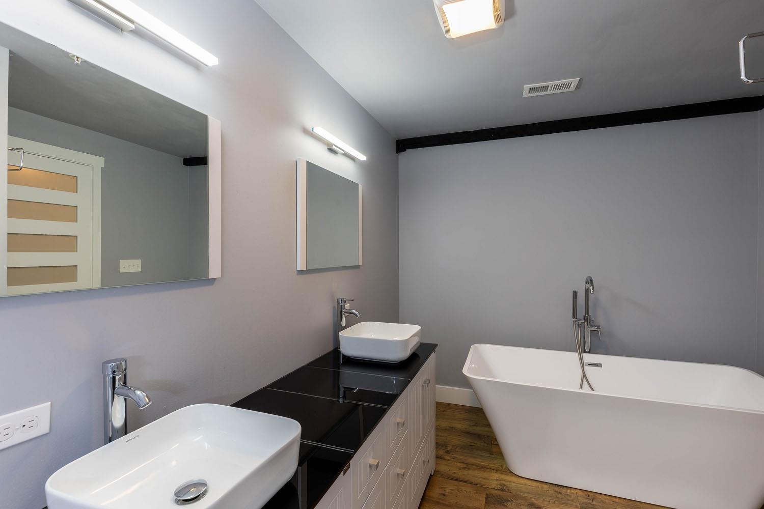 315 W Riverside Ave - Photo 32