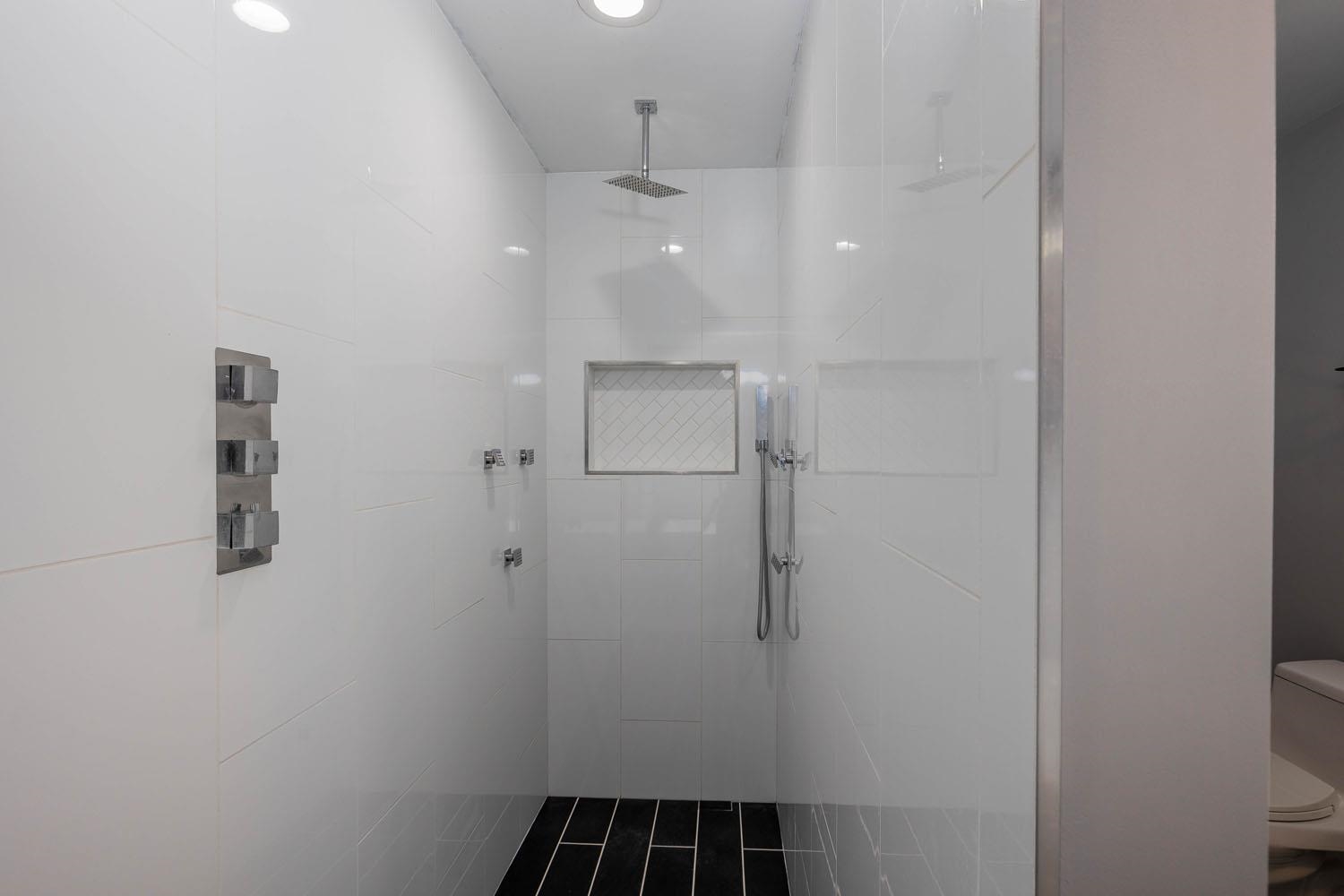 315 W Riverside Ave - Photo 33