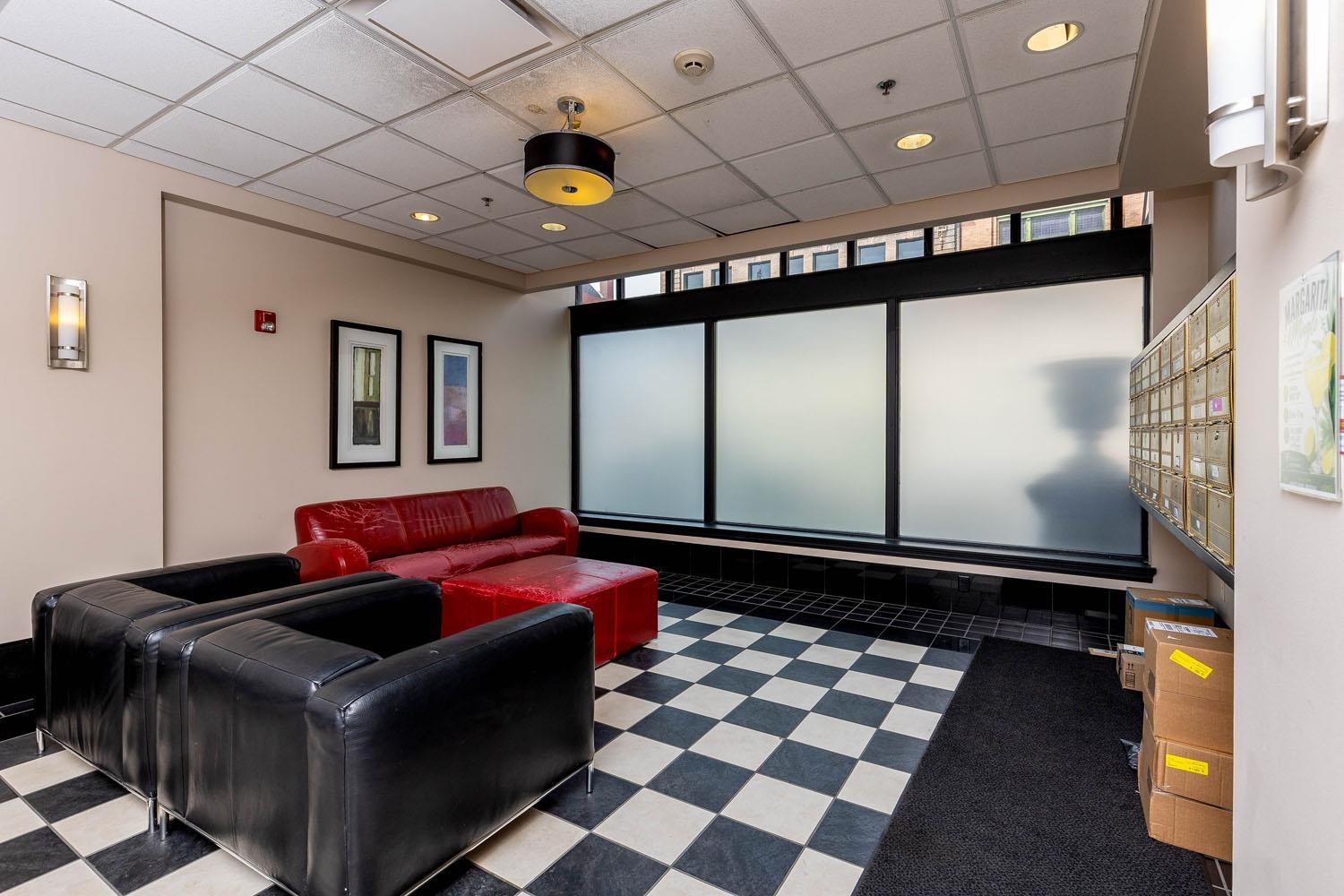 315 W Riverside Ave - Photo 37